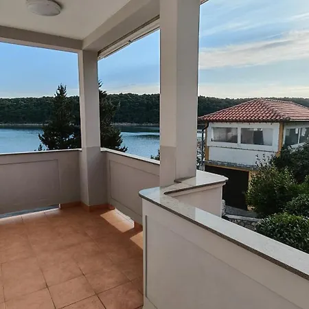 Dezeljin Casa de hóspedes *