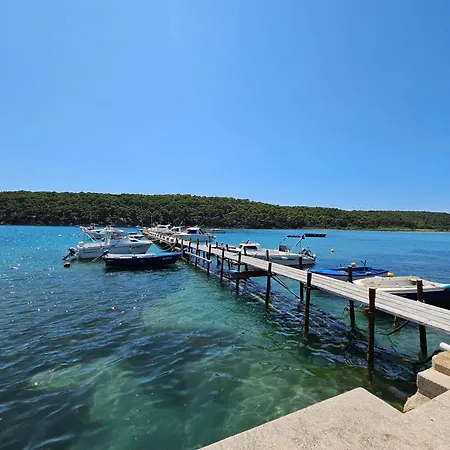 Dezeljin بيت ضيافة