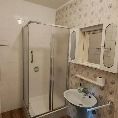 Penzion Dezeljin Kampor